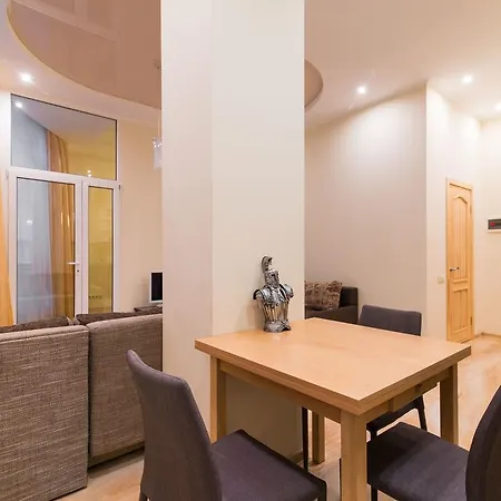 Apartment On Bazarnaya Street