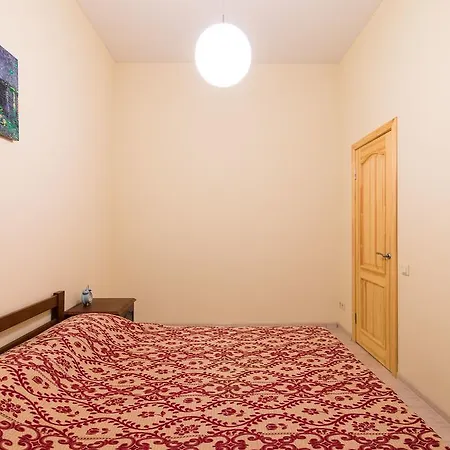 Apartment On Bazarnaya Street *